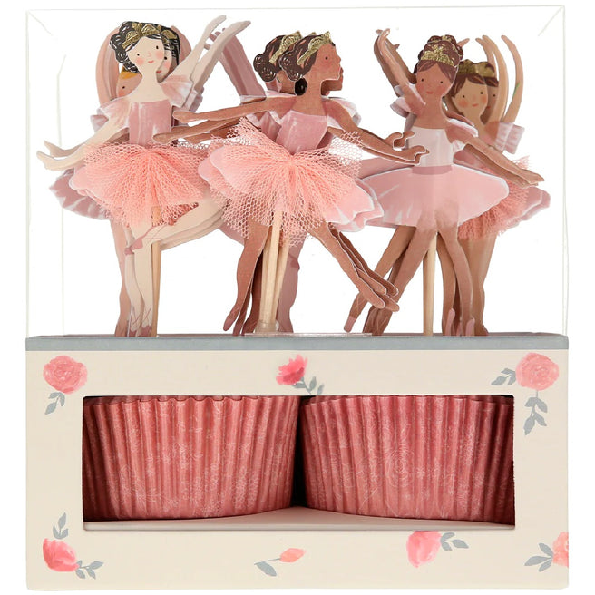 Verpakking van de Meri Meri ballerina cupcake set met toppers en roze cupcakevormpjes.