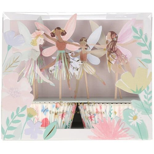 Meri Meri cupcake set feeën in de verpakking, met feeën toppers en gebloemde cupcakevormpjes.