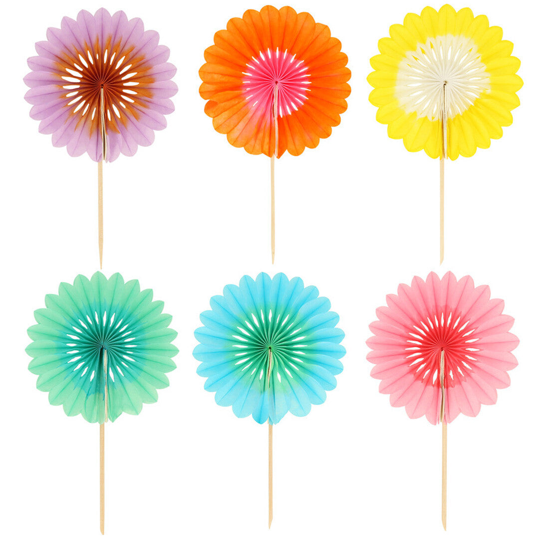 Zes Meri Meri papieren waaier cupcake toppers in verschillende kleuren.