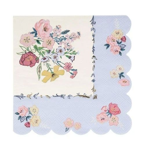 Meri Meri papieren servet met een bloemenboeket op een lichte achtergrond en een lichtblauwe rand met bloemmotieven.