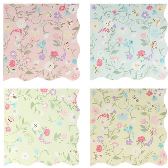 Vier Meri Meri Ladurée Paris Floral servetten in verschillende pastelkleuren met bloemen en vlinders.
