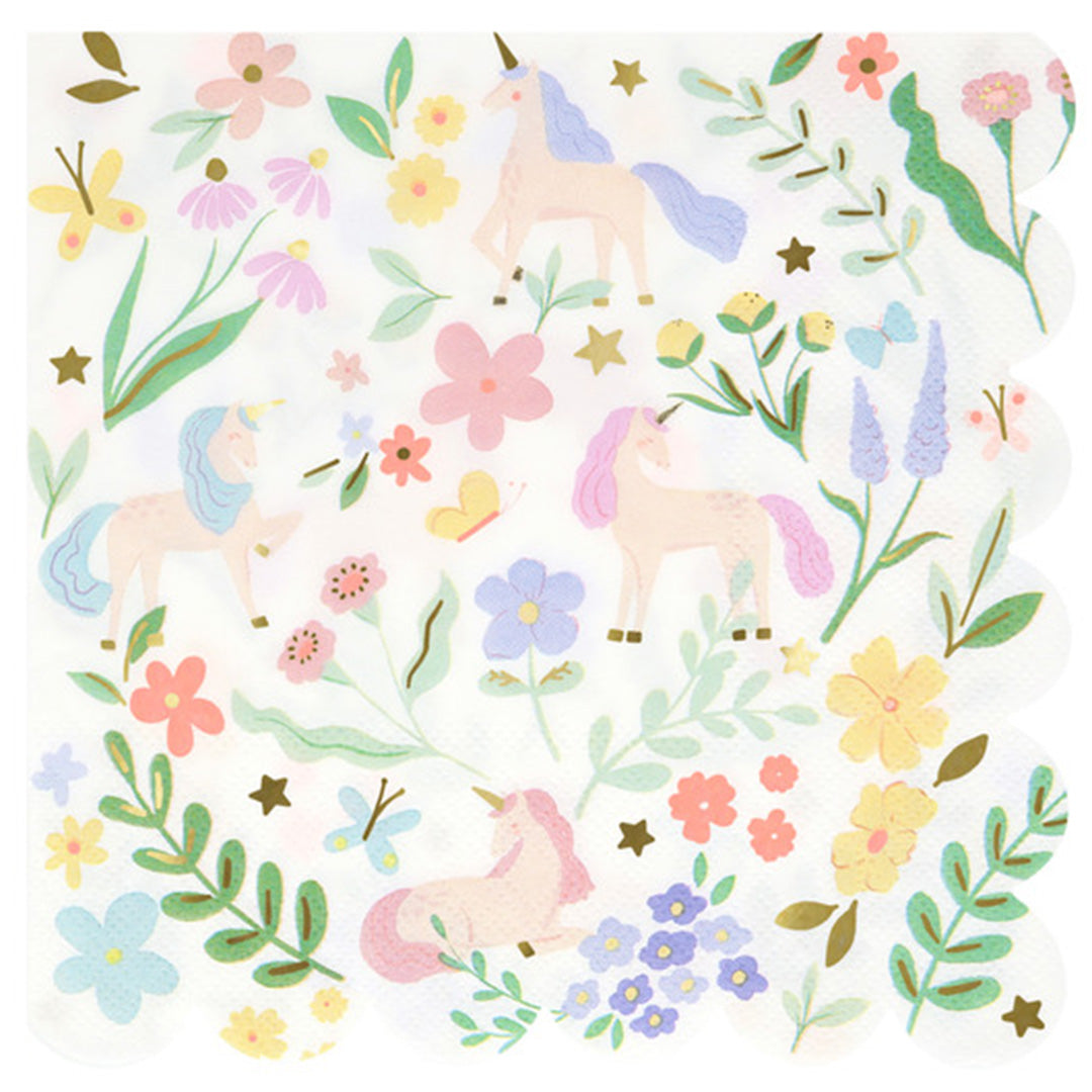 Meri Meri servet met een patroon van eenhoorns, bloemen, bladeren, vlinders en sterren op een witte achtergrond.