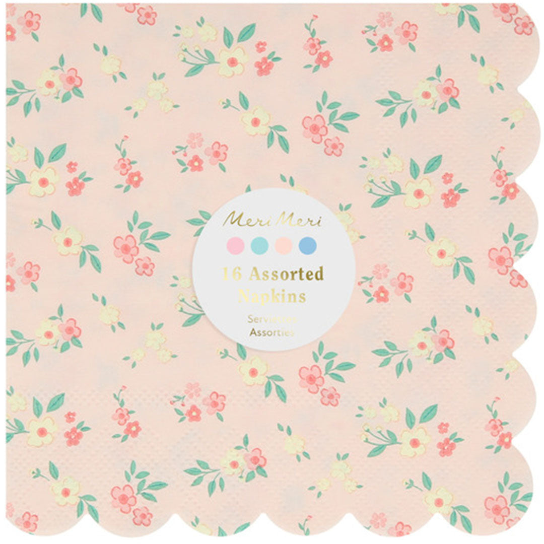 Een Meri Meri papieren servet met een vintage ditsy bloemenpatroon en een productlabel.