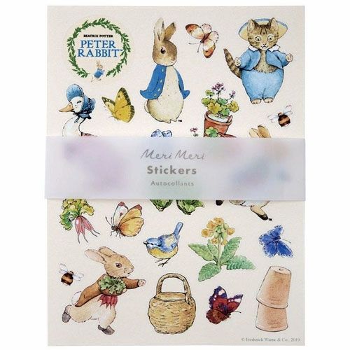 Meri Meri verpakking van Peter Rabbit stickers met afbeeldingen van konijnen, een kat, een eend, vlinders en bloemen.