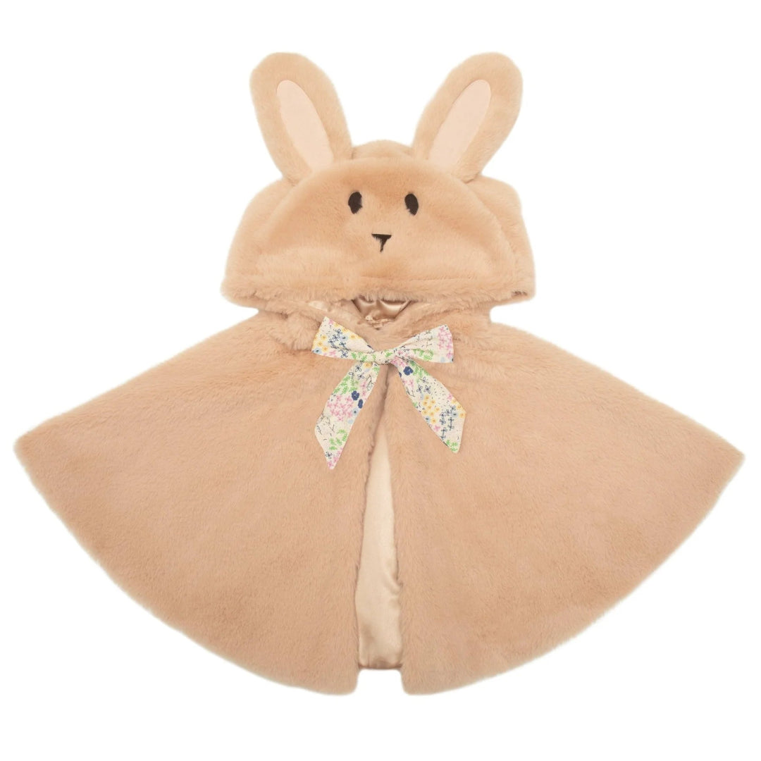 mimi & lula kinder verkleedcape in de vorm van een beige konijn met een gebloemde strik.