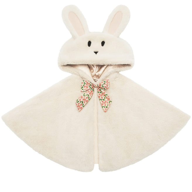 mimi & lula verkleedcape konijn in crème kleur met bloemenstrik, geïsoleerd op een witte achtergrond.