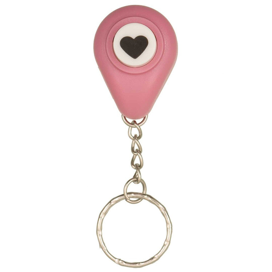Rico Design roze mini perforator sleutelhanger met een zwart hartje in de opening.