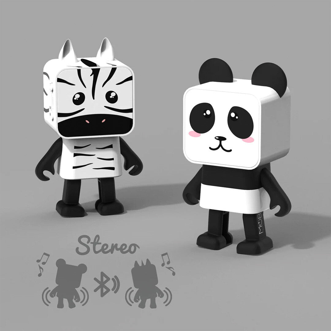 Twee Mob bluetooth speakers in de vorm van een panda en een zebra, met 'Stereo' en Bluetooth-pictogrammen.
