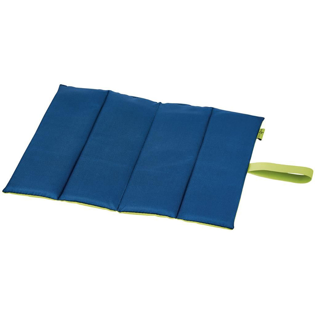 moses. opvouwbare zitmat voor kinderen, uitgevouwen in blauw en limegroen.