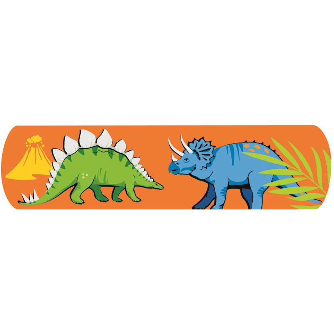 Detail van twee dinosauruspleisters: een groene Stegosaurus en een blauwe Triceratops op een oranje achtergrond.