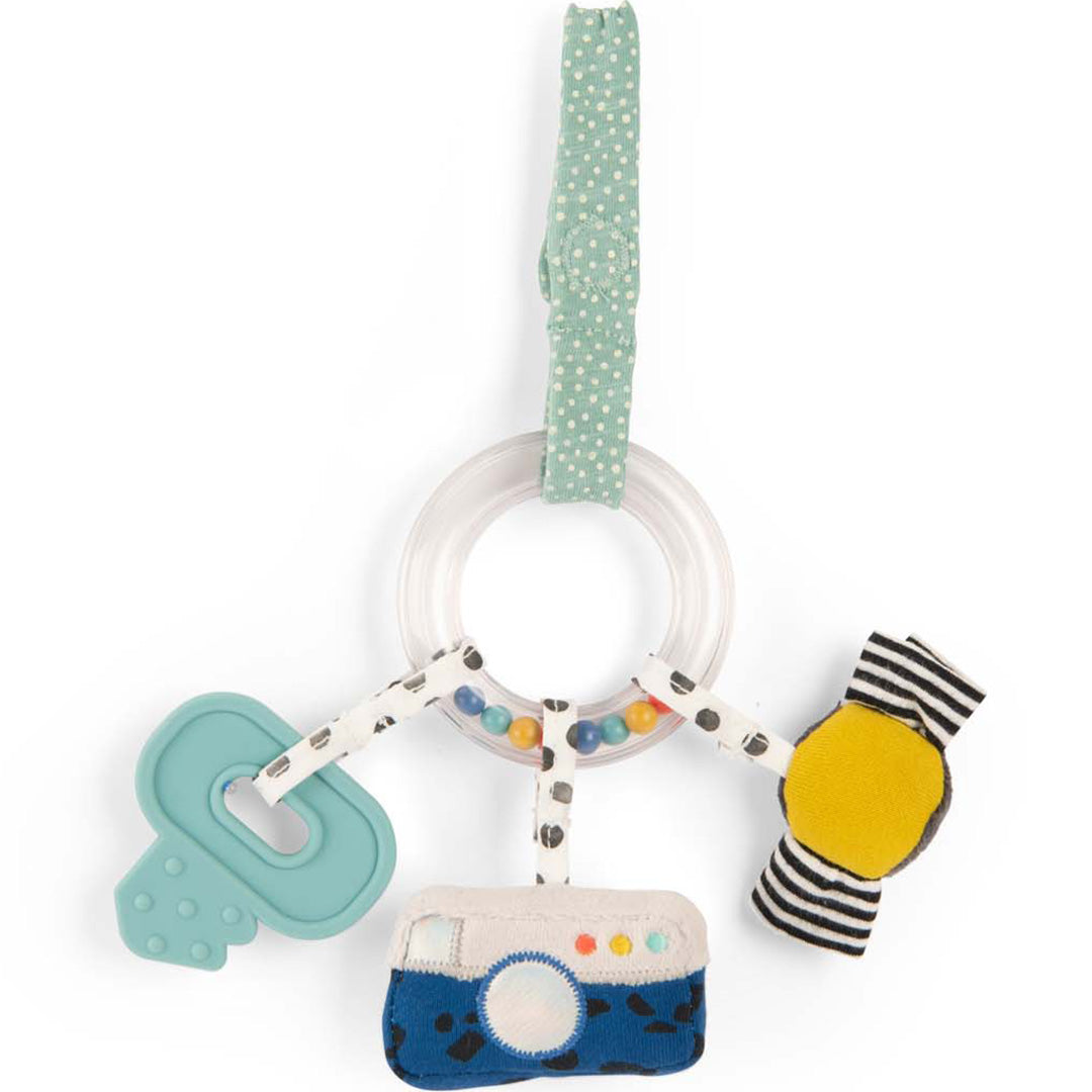 Moulin Roty activiteitenring voor baby's met een stoffen camera, bijtspeeltje en rammelaar.