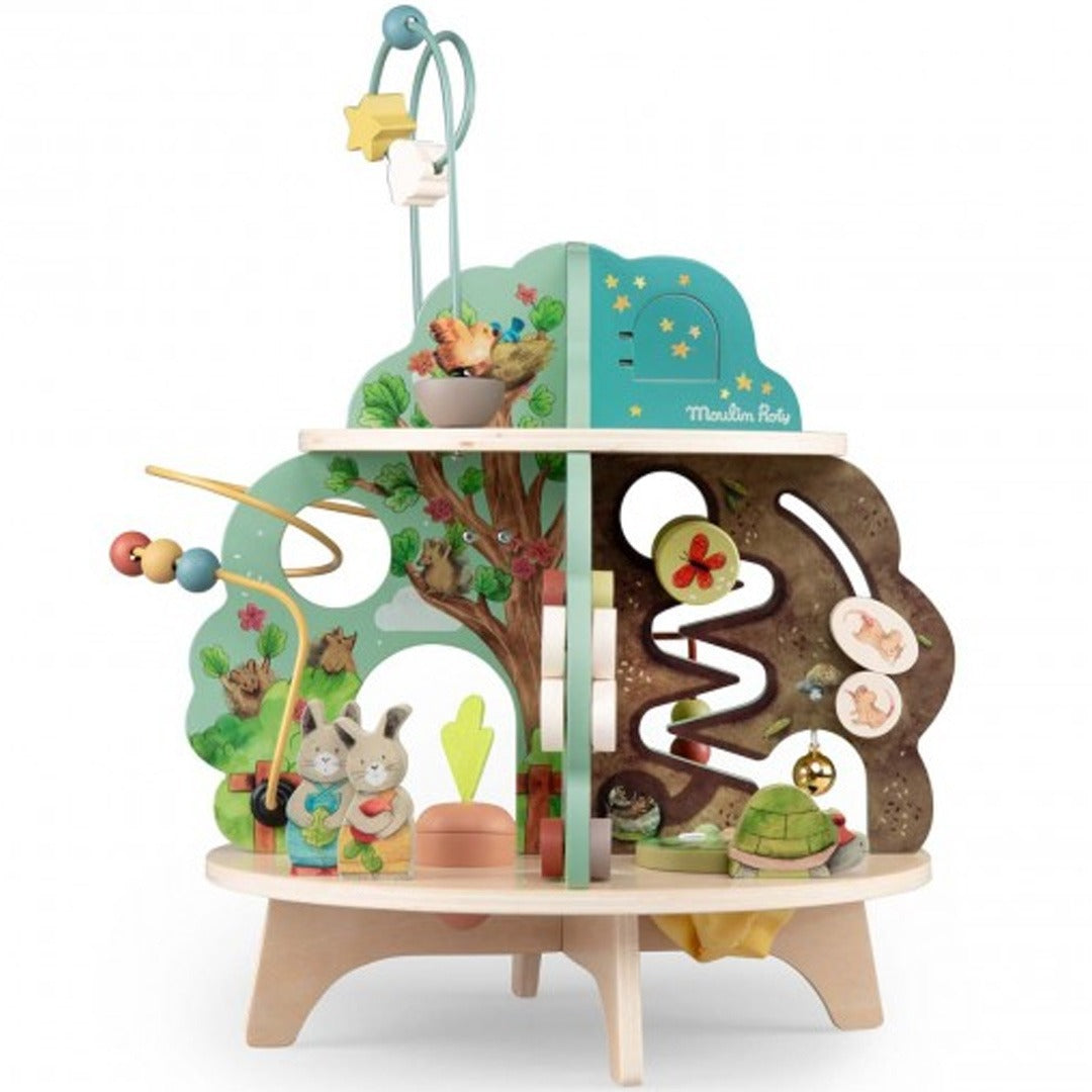 Moulin Roty activiteitentafel in de vorm van een boom met konijnen en een kralenbaan.