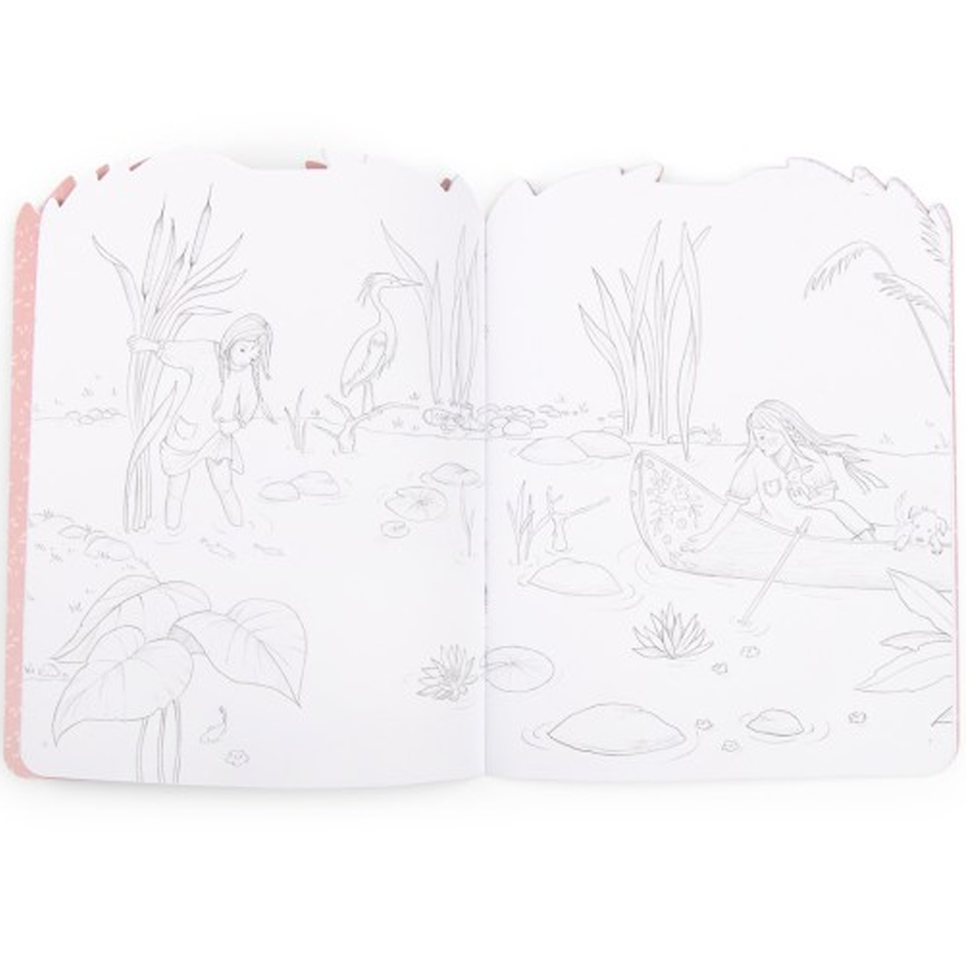 Twee open pagina's van het kleurboek met oningekleurde illustraties van meisjes in een waterrijke natuurlijke omgeving.