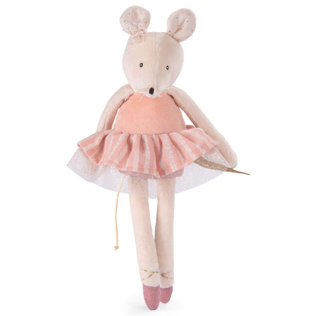 Moulin Roty knuffelmuis ballerina in roze jurk en balletschoenen, staand op een witte achtergrond.