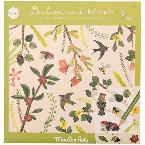 Verpakking van de Moulin Roty botanist hobbyset met illustraties van planten, bloemen, vogels en insecten.