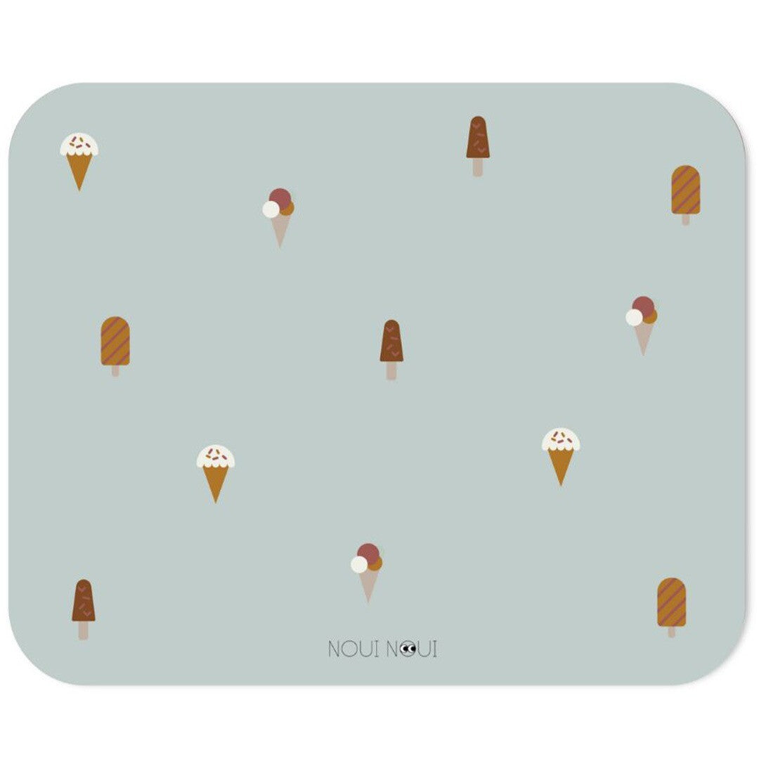Noui Noui grijze placemat met een patroon van ijsjes en waterijsjes.