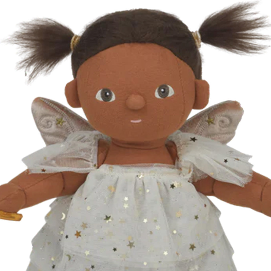 Detailopname van het gezicht en bovenlichaam van de Olli Ella lappenpop Dream Dinkum Doll Fairy Freya Pearl.