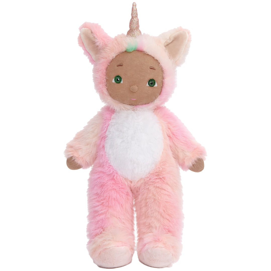 Olli Ella pluche lappenpop in een roze eenhoornpakje.