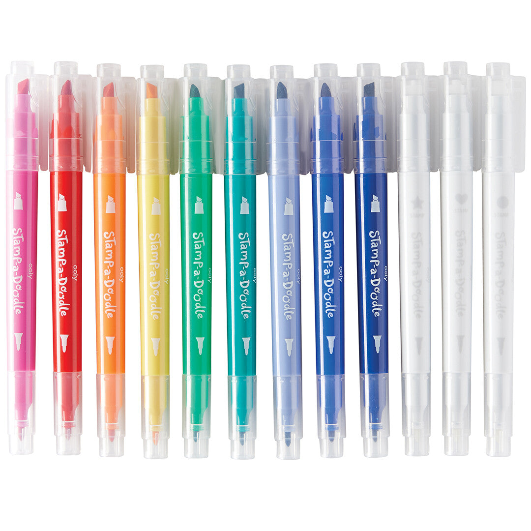 Een rij van 12 Ooly dubbelzijdige viltstiften en stempelmarkers in diverse kleuren.