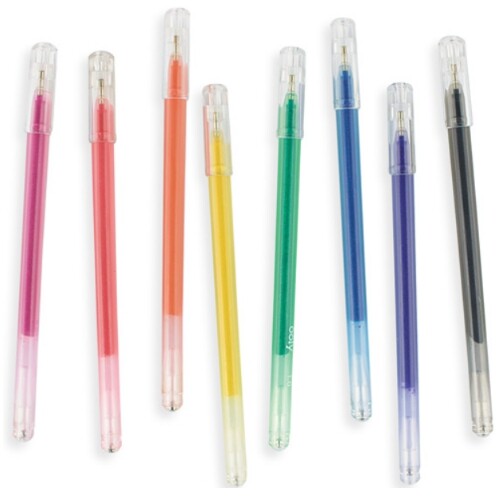Acht ooly glitter gelpennen in regenboogkleuren, losjes verspreid.