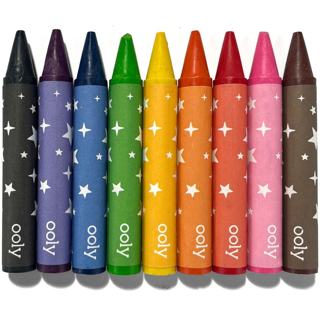 Negen Ooly jumbo waskrijtjes in verschillende kleuren, elk met een sterrenpatroon op de wikkel.