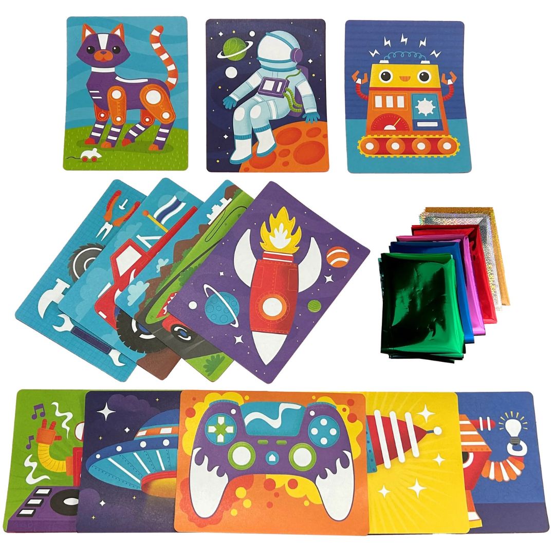 Diverse Foil-Tastic knutselkaarten met ontwerpen zoals een kat, astronaut, robot en raket, samen met kleurrijke folievellen.