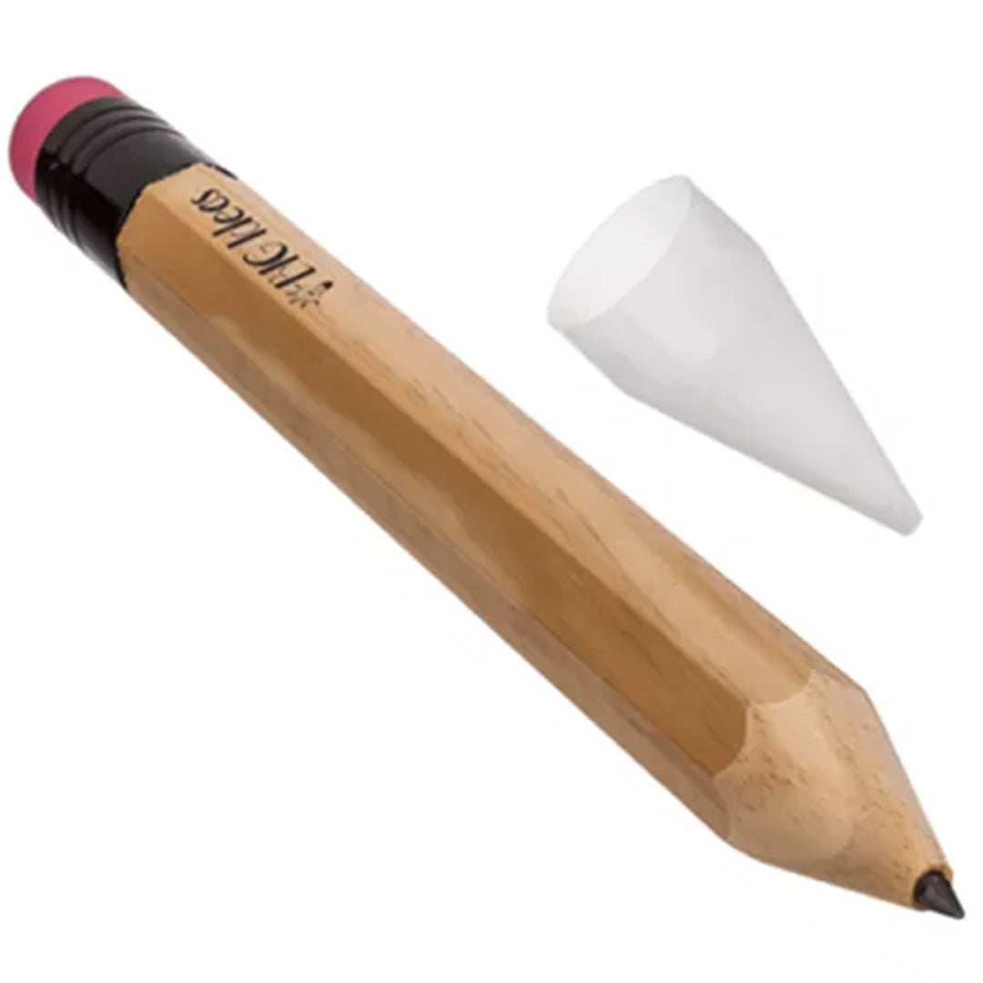 Out of the blue jumbo houten potlood met roze gum en een witte puntenslijper ernaast.