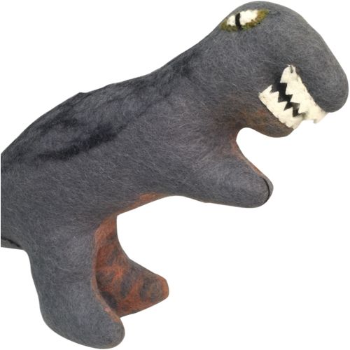 Detail van de grijze vilten T-Rex knuffeldino met open bek en witte tanden.
