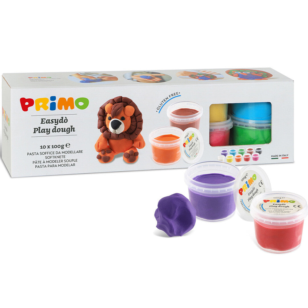 Primo EasyDò Play Dough set met tien kleuren klei, waarvan enkele potjes en een paarse klomp klei voor de verpakking liggen.