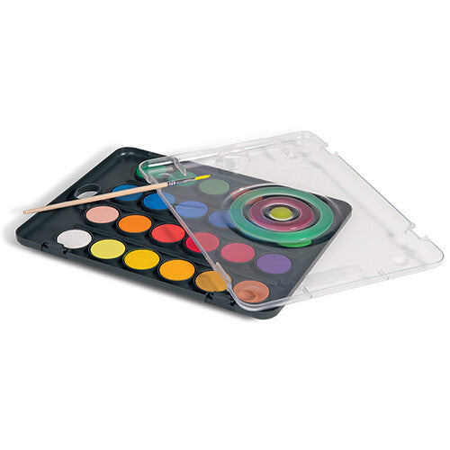 Open Primo waterverf tablet met 24 kleuren en een kwast.