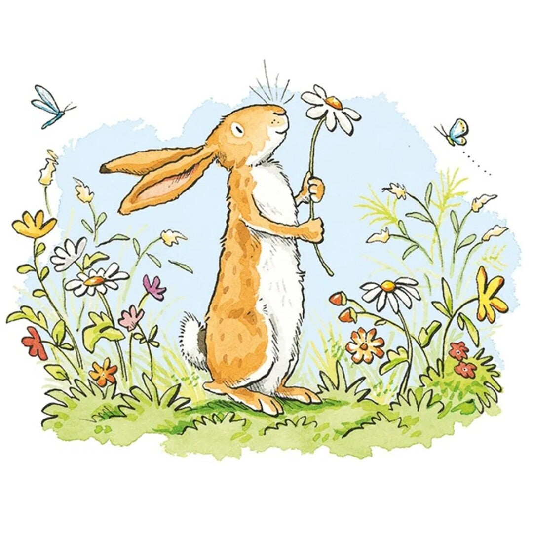 ilovespeelgoed wenskaart met een illustratie van een konijn dat aan een bloem ruikt in een bloemenveld.
