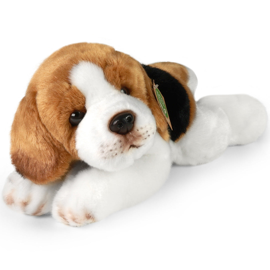 Rappa pluchen knuffelhond beagle, liggend en gezien van schuinrechts.
