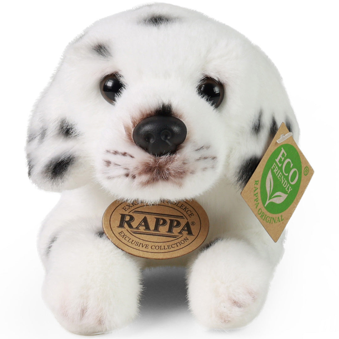 Rappa pluchen dalmatiër hond, van voren gezien, met twee labels aan zijn nek.