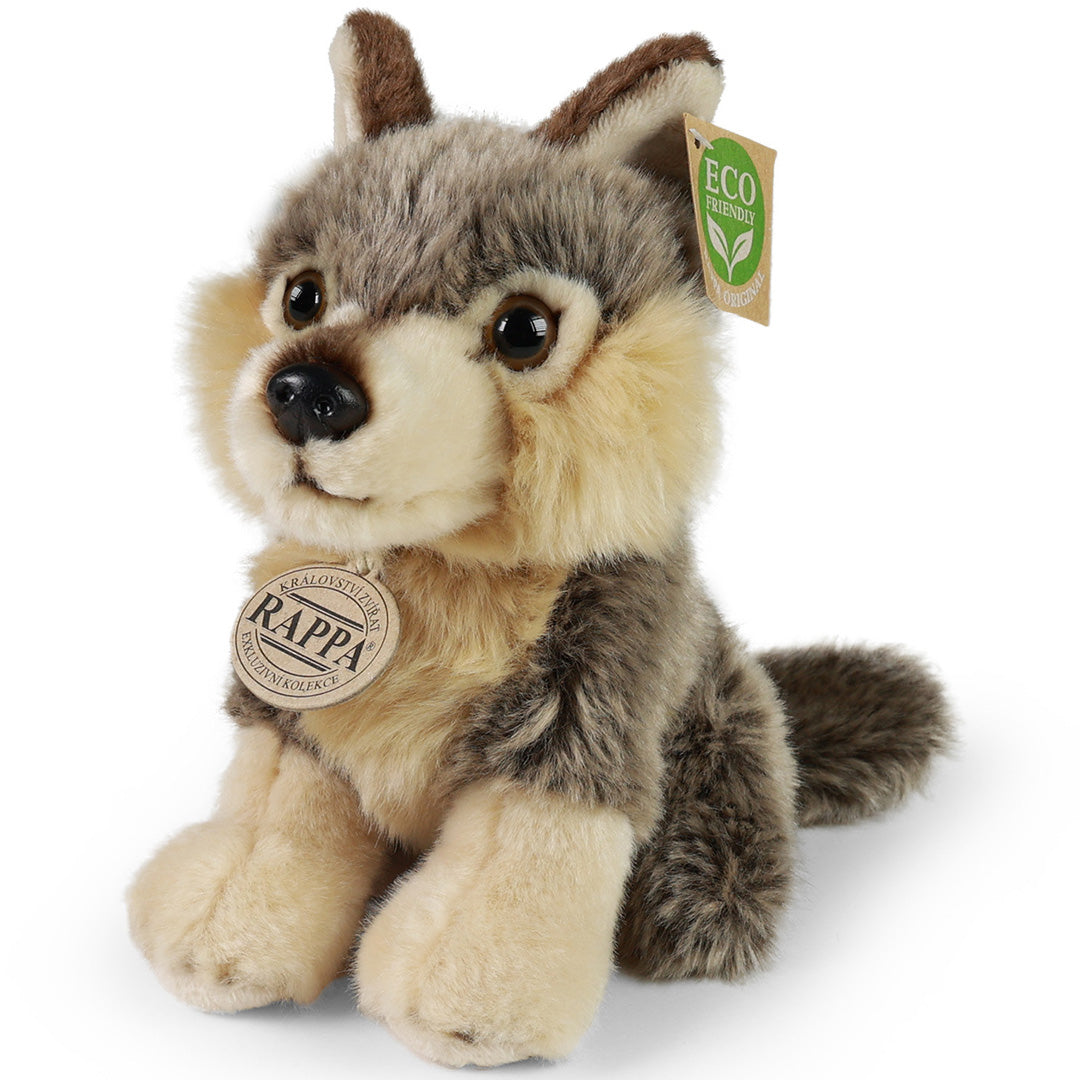 Rappa pluchen wolf knuffel, zittend en schuin van voren gefotografeerd.