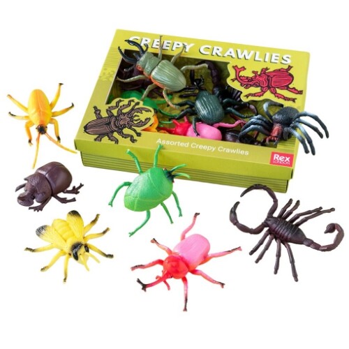 Rex London set van plastic insectenfiguurtjes, waaronder spinnen, kevers en een schorpioen, deels in en deels buiten de gele verpakking.