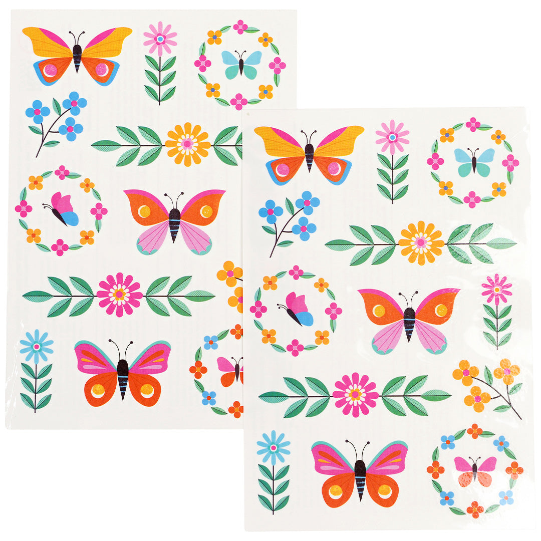 Twee vellen met kleurrijke tijdelijke tatoeages voor kinderen met bloemen en vlinders.