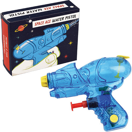 Rex London Space Age waterpistool van blauw transparant plastic naast de verpakking.