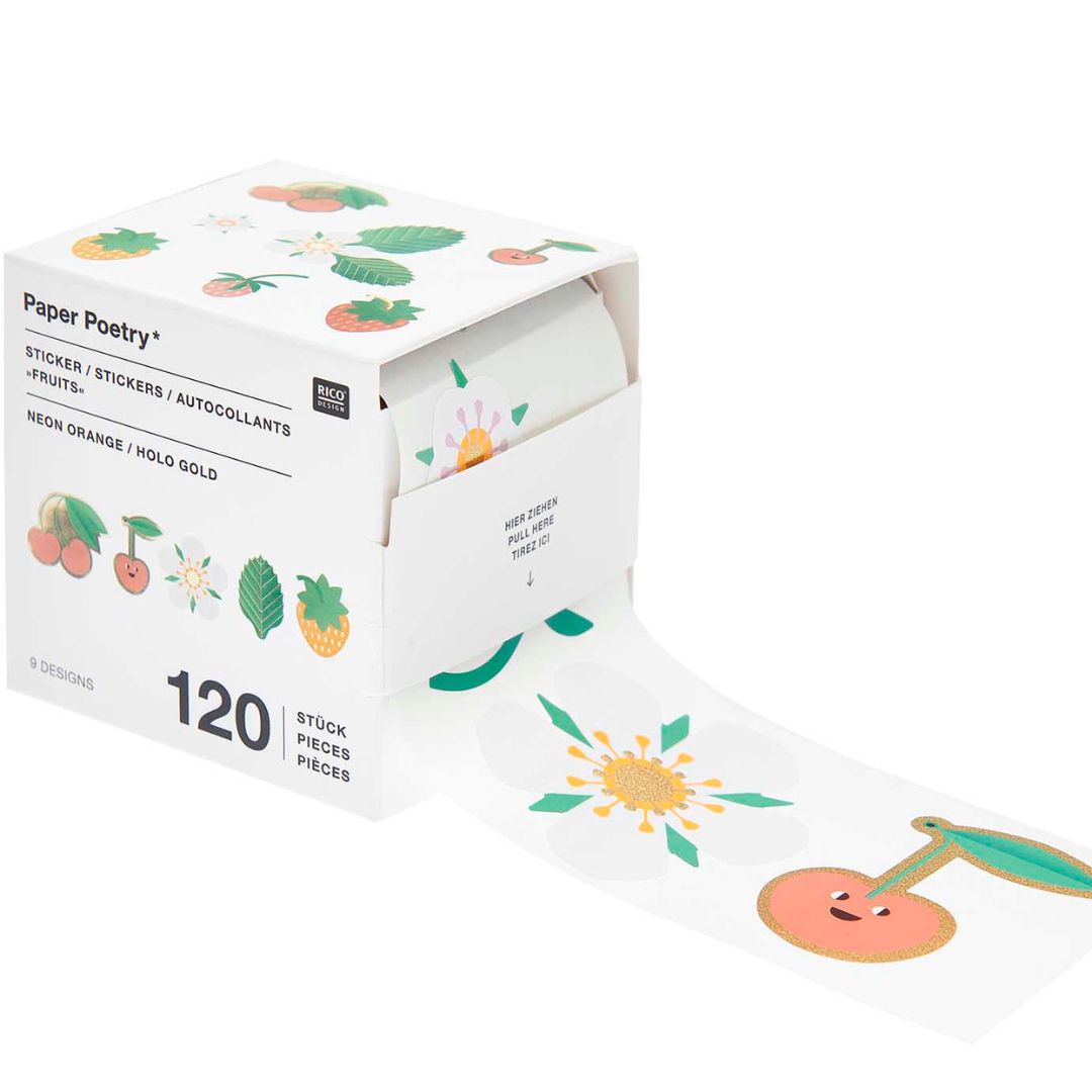Rico Design rol stickers met fruit- en bloementhema, deels uit de verpakking getrokken.