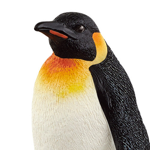 Close-up van de kop en borst van het Schleich pinguïn dierenfiguurtje.