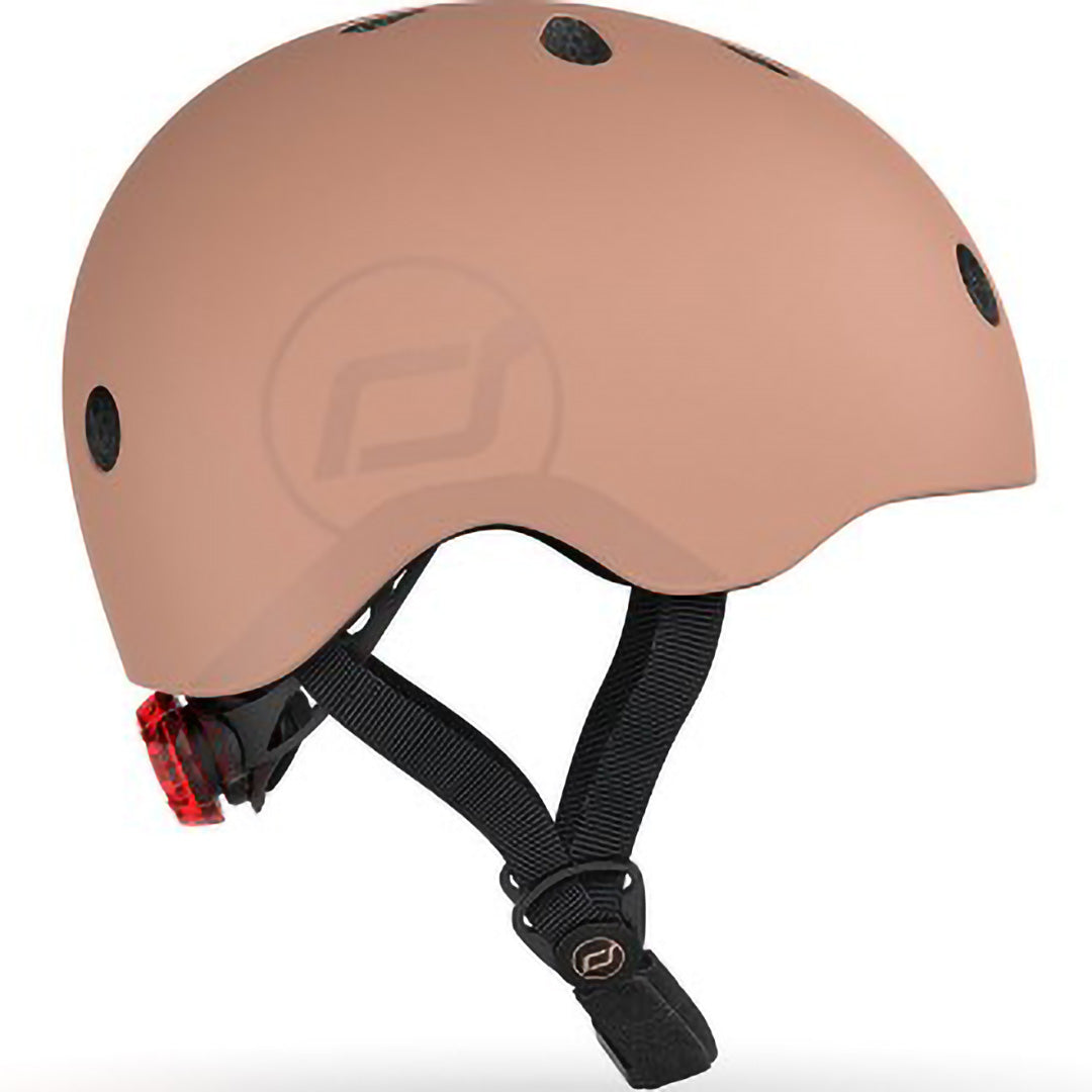 Scoot & Ride kinderhelm in beige kleur, schuin van de zijkant gezien.