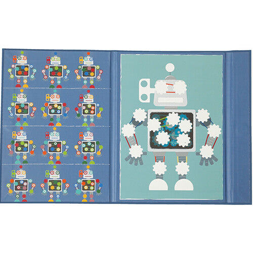 Het open Scratch Europe magneetboek Edulogic met een lege robot en voorbeeldrobots, van bovenaf gezien.