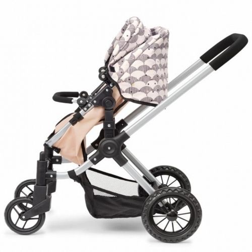 Skrållan 3-in-1 poppenwagen in beige met abstract patroon, van de zijkant gezien in ligstand.