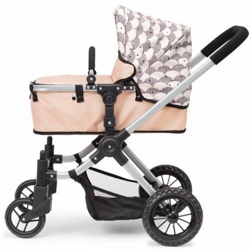 Skrållan 3-in-1 poppenwagen in beige met abstract patroon, van de zijkant gezien als reiswieg.
