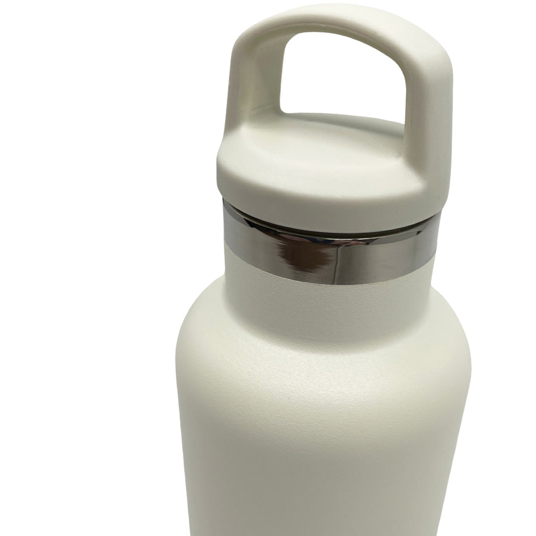 Smikkels crème dop voor drinkfles bevestigd op een bijpassende drinkfles.