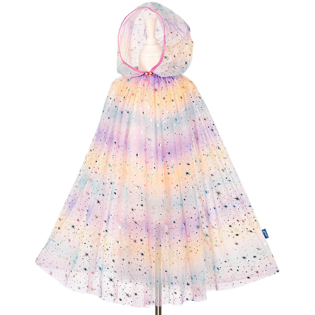 Souza for kids veelkleurige kinder cape met sterren en capuchon, gepresenteerd op een paspop.