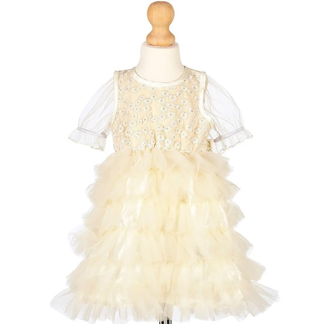 Souza for Kids beige prinsessen feestjurk voor peuters met kanten bovenlijfje en ruches rok, vooraanzicht.