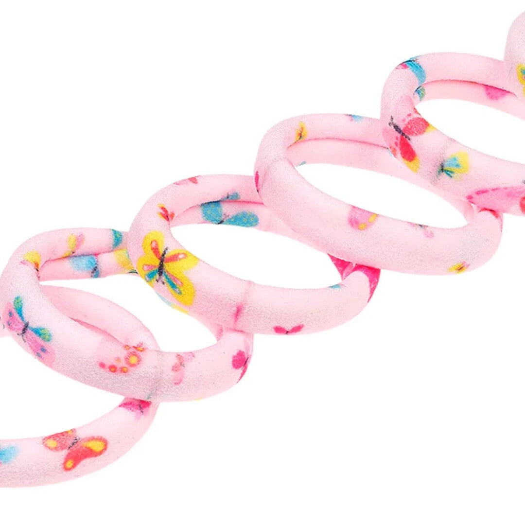 Detail van Souza for Kids roze kinder haarelastiekjes met vlinderprint.