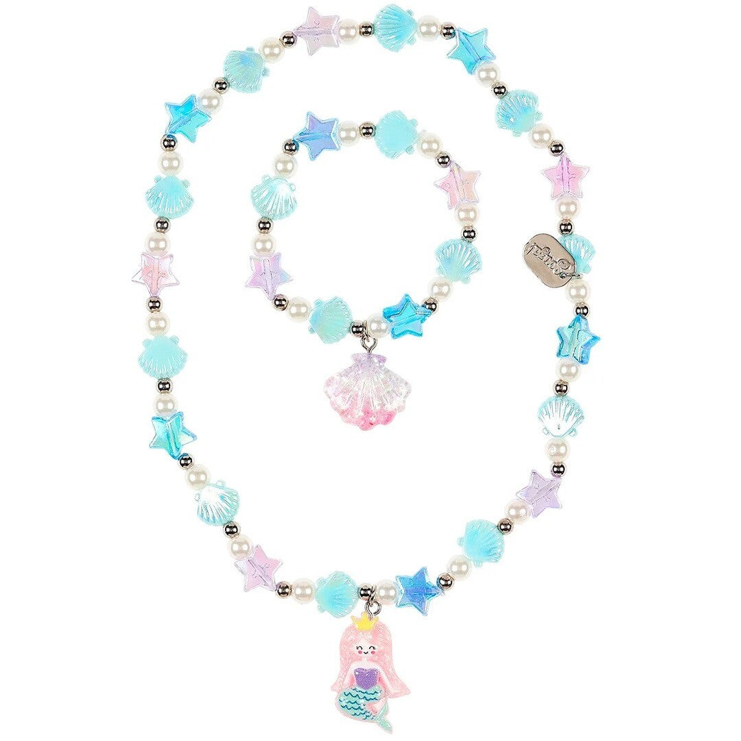 Souza for kids ketting en armband met pastelkleurige sterren, schelpen en een zeemeerminbedel.