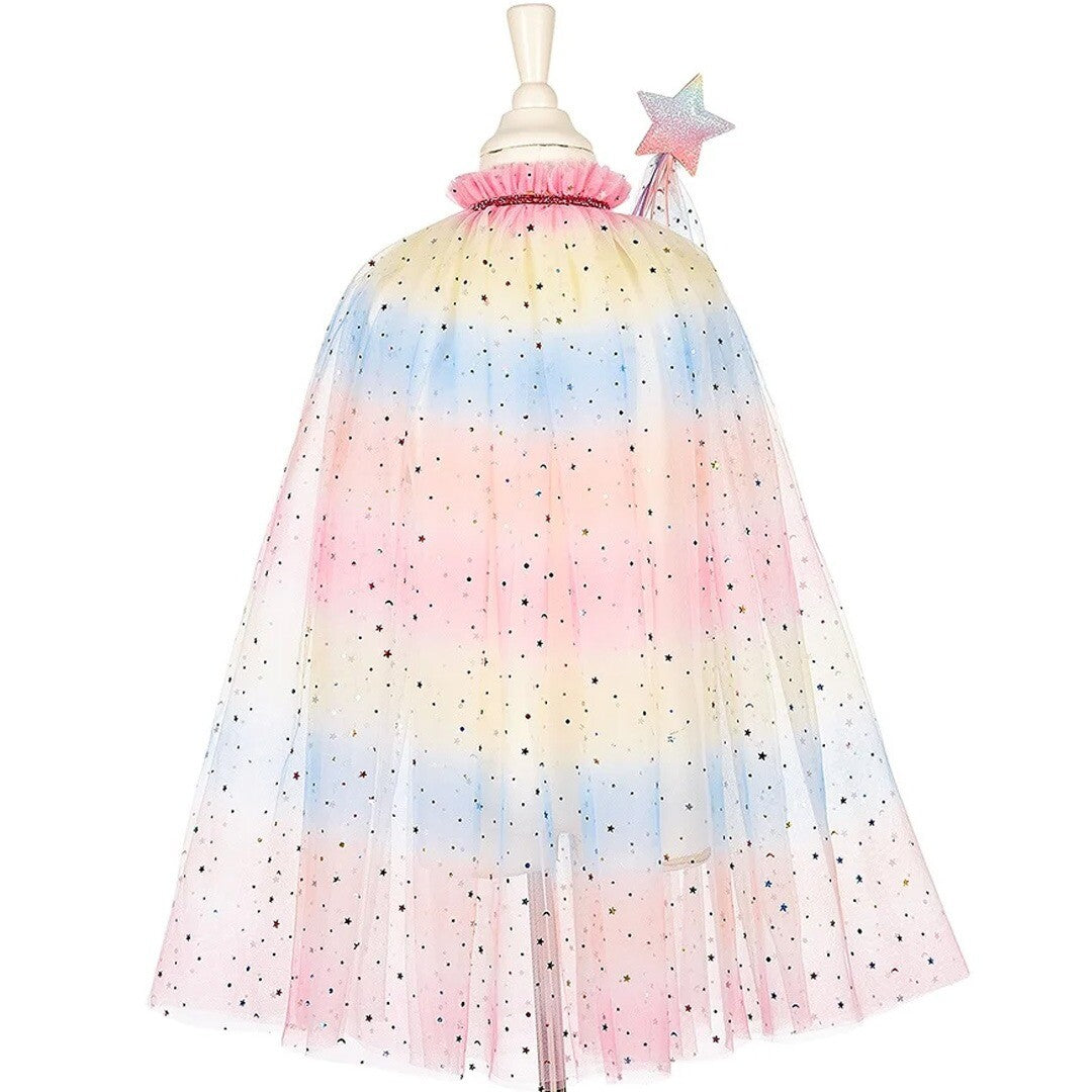 Souza for Kids verkleedcape voor kinderen met eenhoorn diadeem en toverstaf, in regenboogkleuren met sterren.