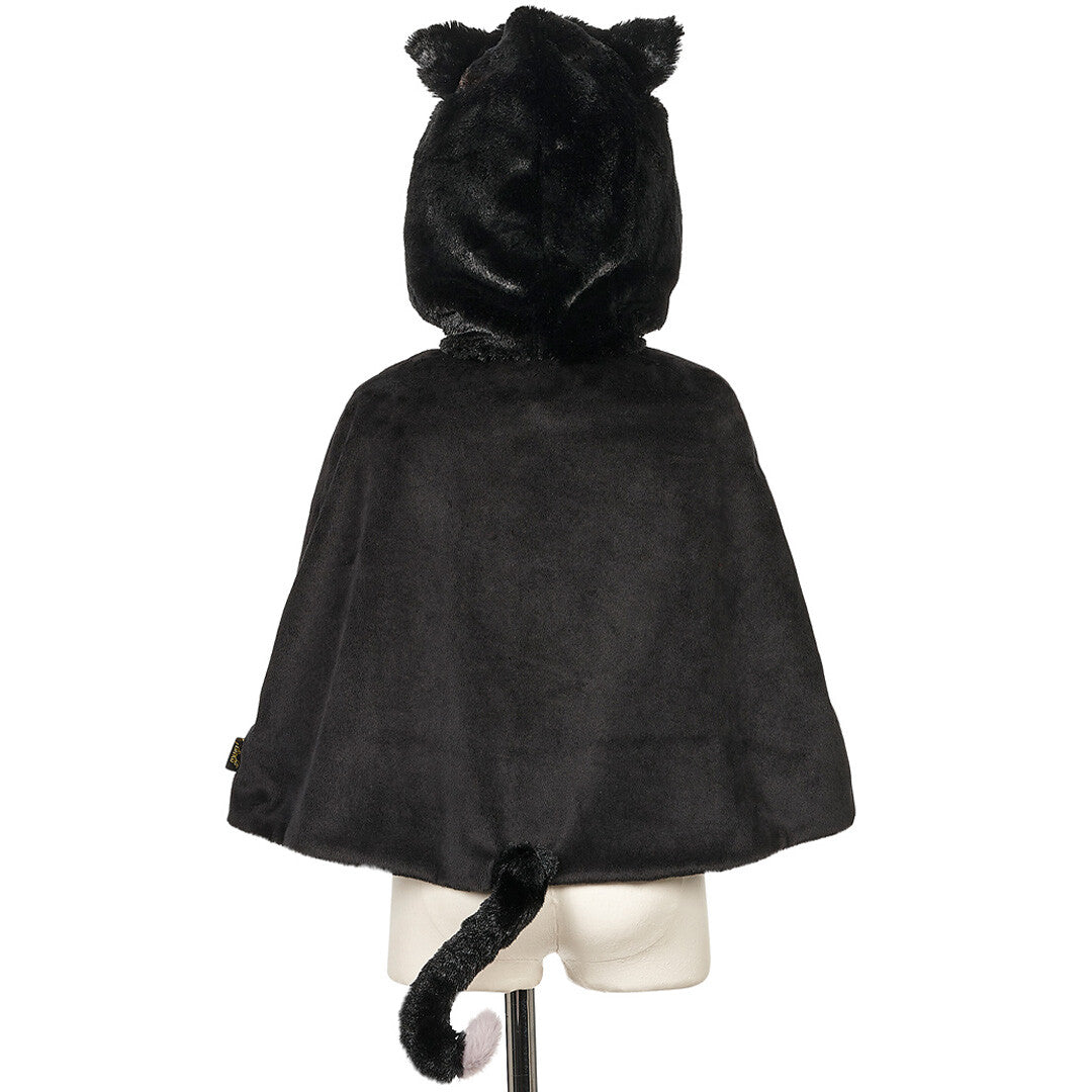 Achterkant van de zwarte verkleedcape met kattenoren en een kattenstaart.